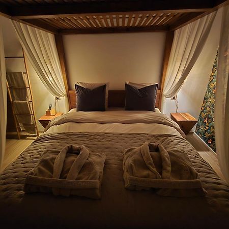 Le Cocoon - Jacuzzi, Sauna Et Piscine Privee Carpentras Exterior photo